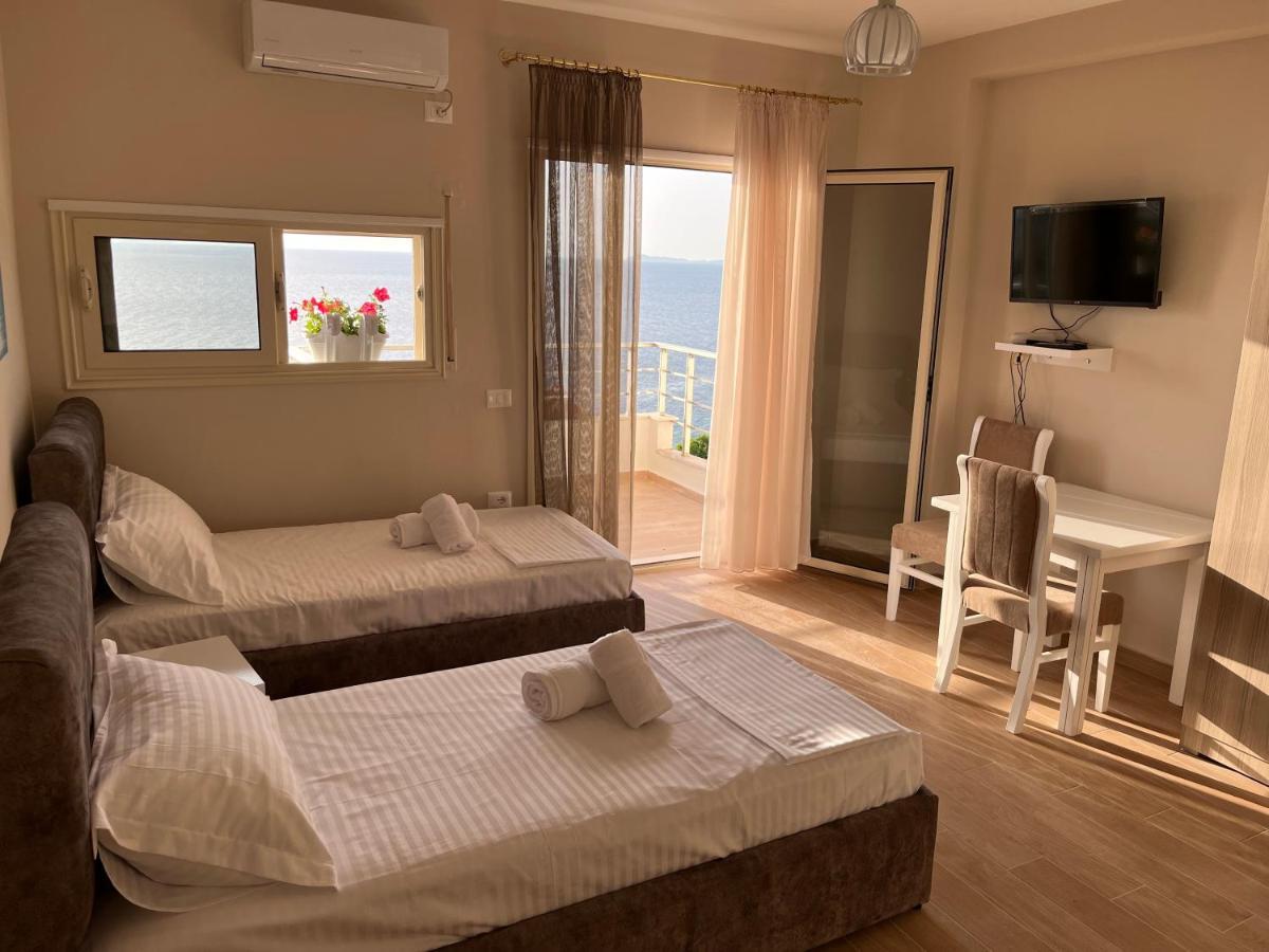 Lotus Apartments Vlorë エクステリア 写真