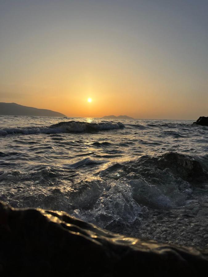 Lotus Apartments Vlorë エクステリア 写真