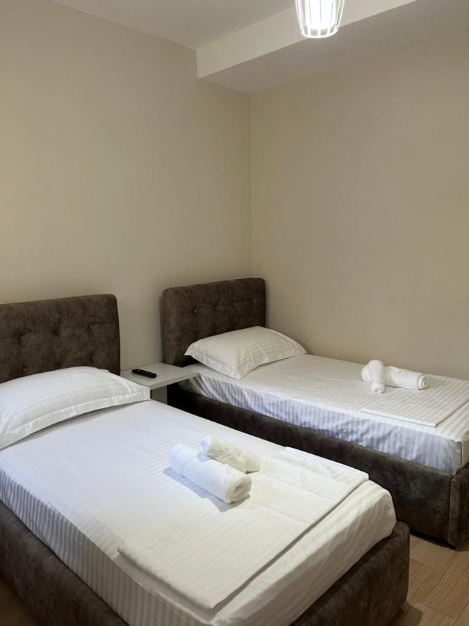 Lotus Apartments Vlorë エクステリア 写真
