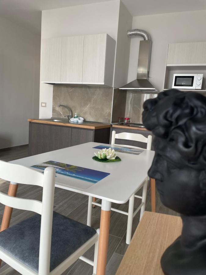 Lotus Apartments Vlorë エクステリア 写真