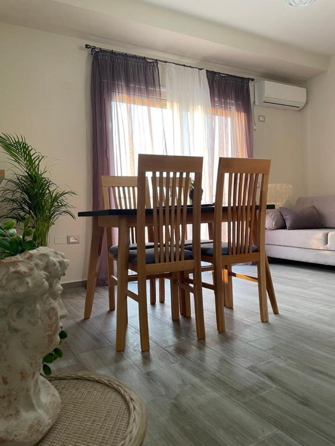 Lotus Apartments Vlorë エクステリア 写真