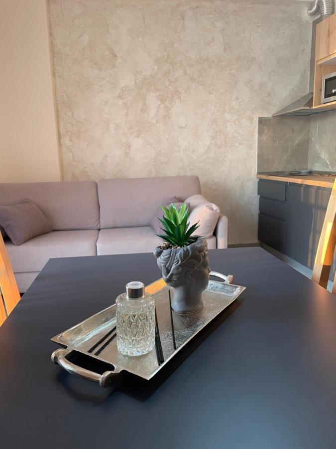 Lotus Apartments Vlorë エクステリア 写真
